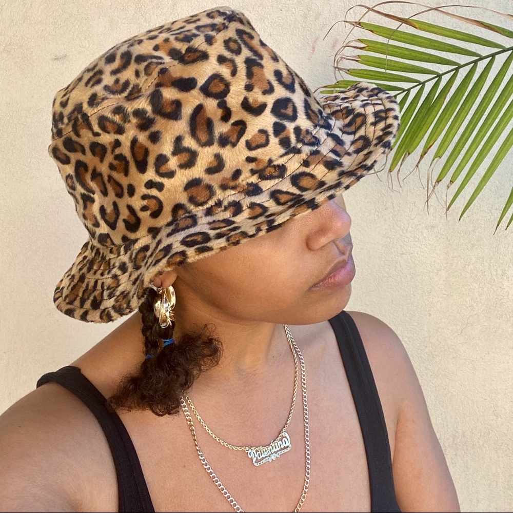 🛑SOLD🛑 Urban Outfitters Cheetah Print Bucket Hat